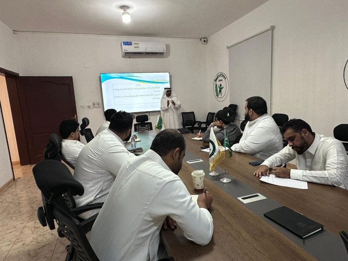 تنفيذ ورشة عمل بعنوان «تنظيم المكاتبات والإجراءات الإدارية» بجمعية البر الخيرية بذهبان